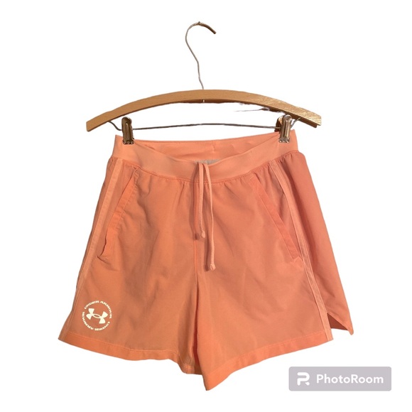 Under Armour Coral Athletic Shorts Women’s Small/Medium - Picture 1 of 5